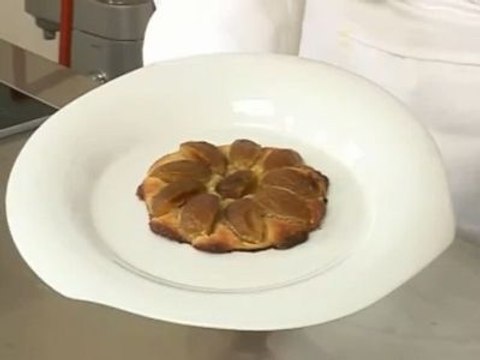L'atelier des Chefs : la tarte fine aux prunes et à l'amande