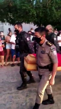 Sepultamento do sargento Levy é realizado em cemitério de Patos sob forte comoção e tristeza