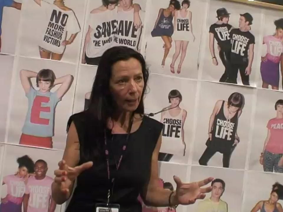 Interview : Katharine Hamnet, créatrice de vêtements bios