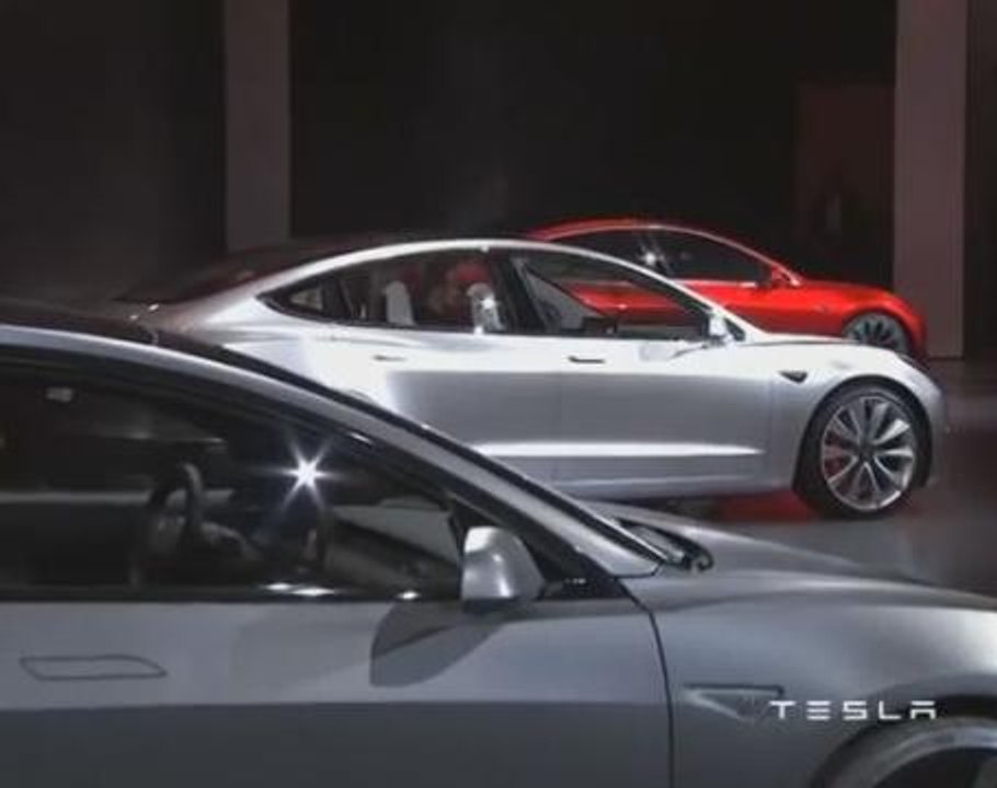 Tesla bets big on Model 3