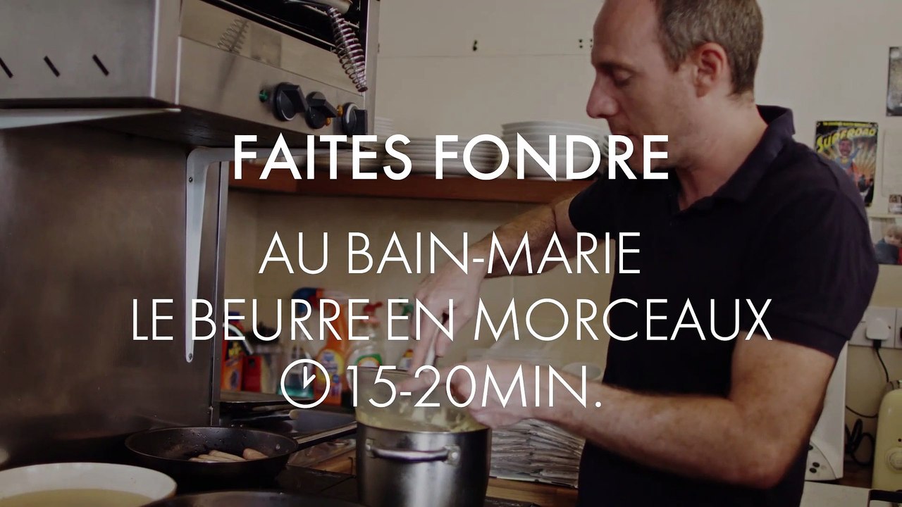 A TABLE : SAUCE HOLLANDAISE