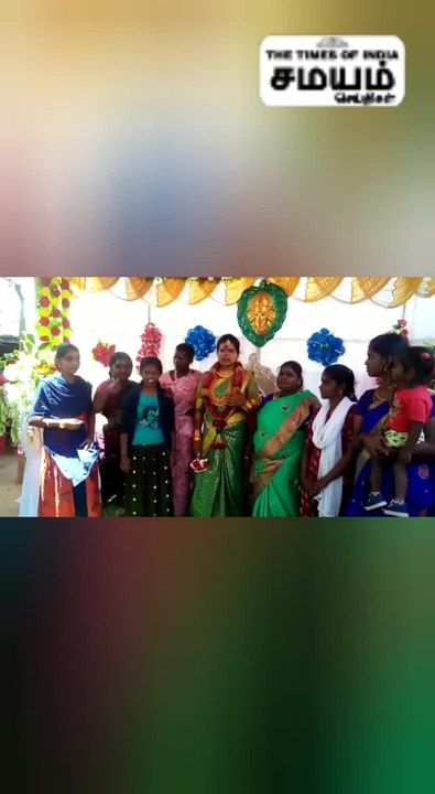 திருநங்கைக்கு மஞ்சள் நீராட்டு விழா அசத்தல்; பெற...