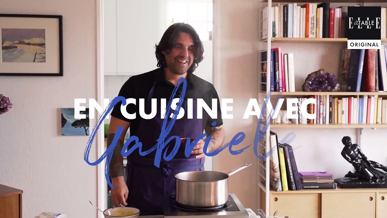 En cuisine avec Gabriele Muti et ses pâtes à la carbonara