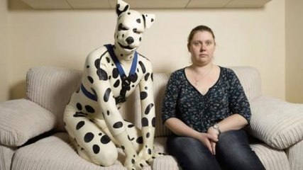 Meet Spot: The Brit Who Left His Daily Lifestyle To Live As A Human Pup... And He's Not The Only One