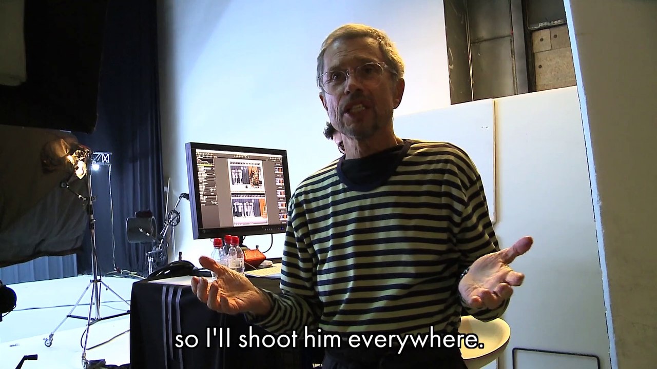 Jean-Paul Goude recrée les backstages du défilé Vuitton pour ELLE