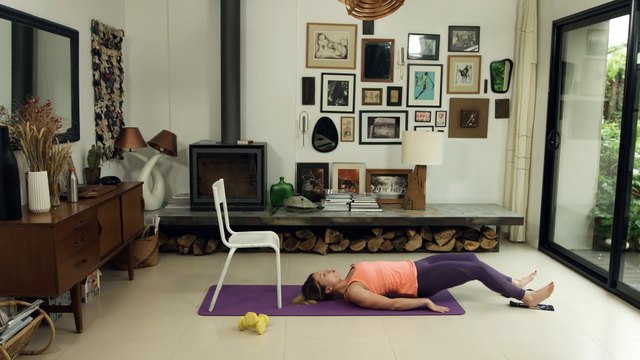 15 minutes pour renforcer l'arrière des cuisses┃ELLE Fitness