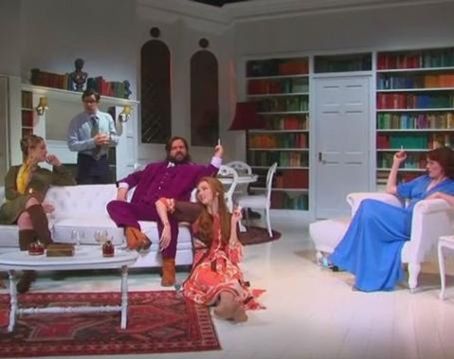 'The Philanthropist' returns to the stage