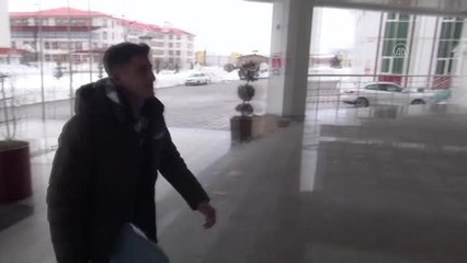 BEÜ Rektör Elmastaş yalnızlıktan şikayet eden öğrenciyi makamında ağırladı