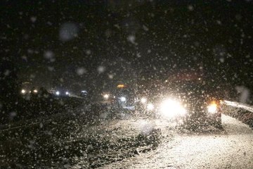 DENİZLİ'Yİ ANTALYA VE MUĞLA'YA BAĞLAYAN KARAYOLU 'KAR' NEDENİYLE ULAŞIMA KAPANDI