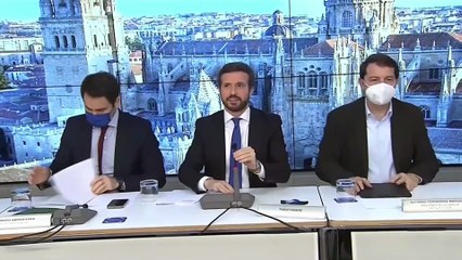 Descargar video: Feijóo opta a presidir el PP y buscará ganar a Pedro Sánchez en las urnas