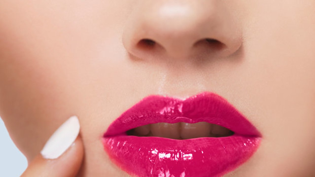 This simple technique will have you applying lipstick like a pro