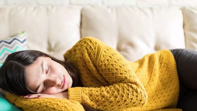 Frequent Naps Could Be an Early Symptom of Alzheimer’s Disease