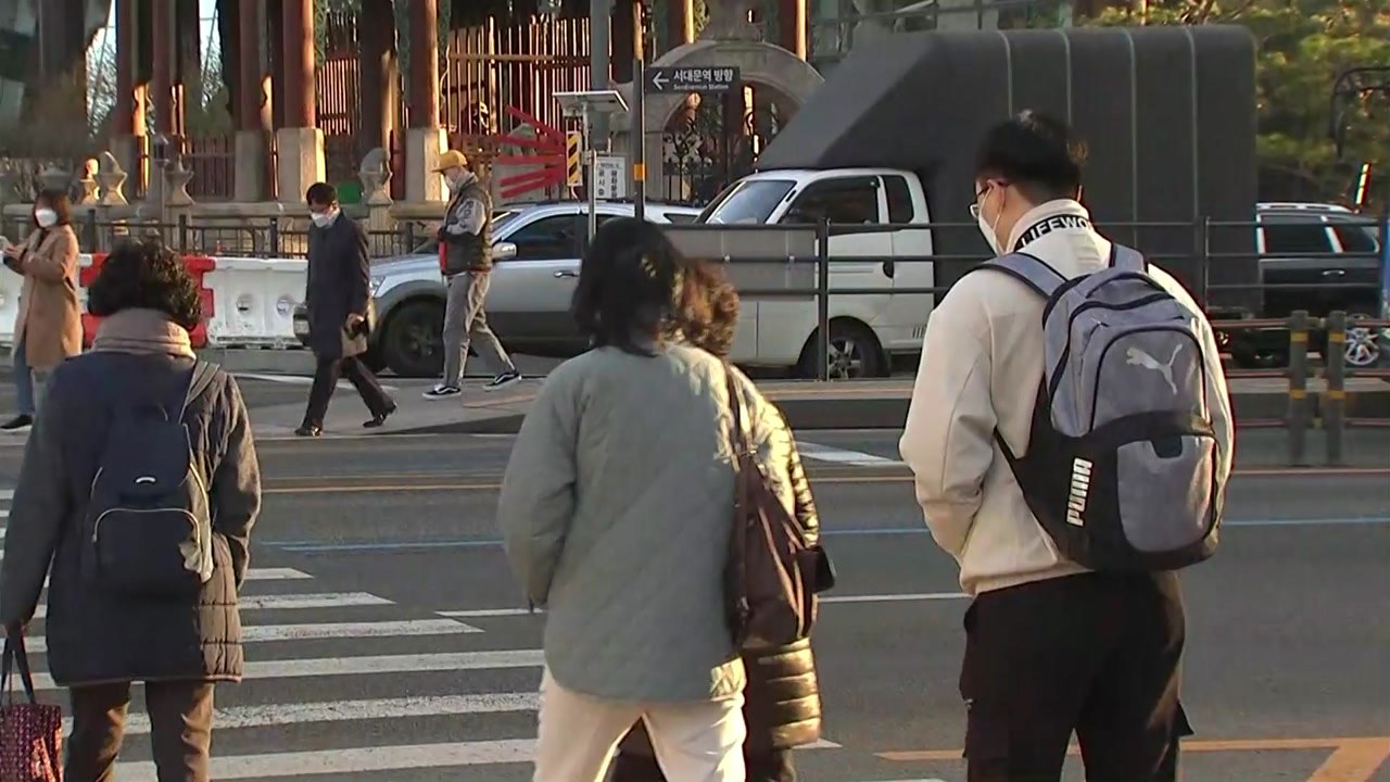 [날씨] 출근길 큰 추위 없어, 한낮 포근...서쪽 미세먼지↑ / YTN