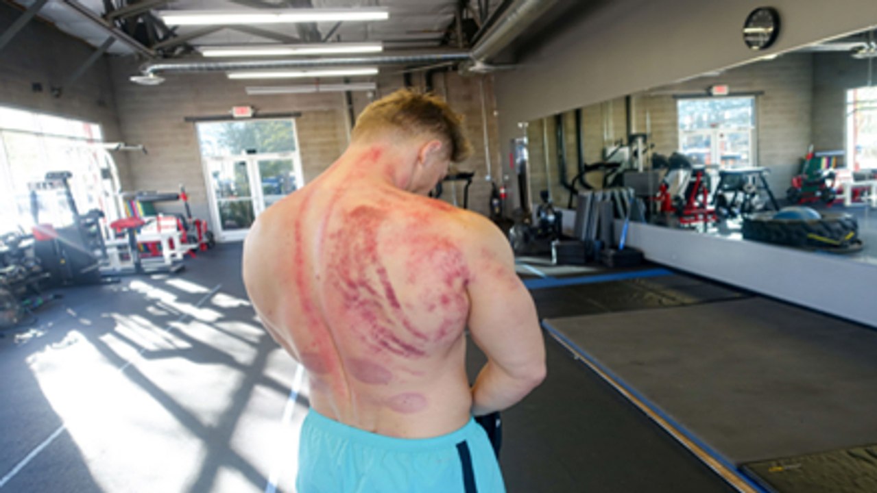 Kraftsport: Steve Cook zeigt euch die dunkle Seite des Bodybuildings
