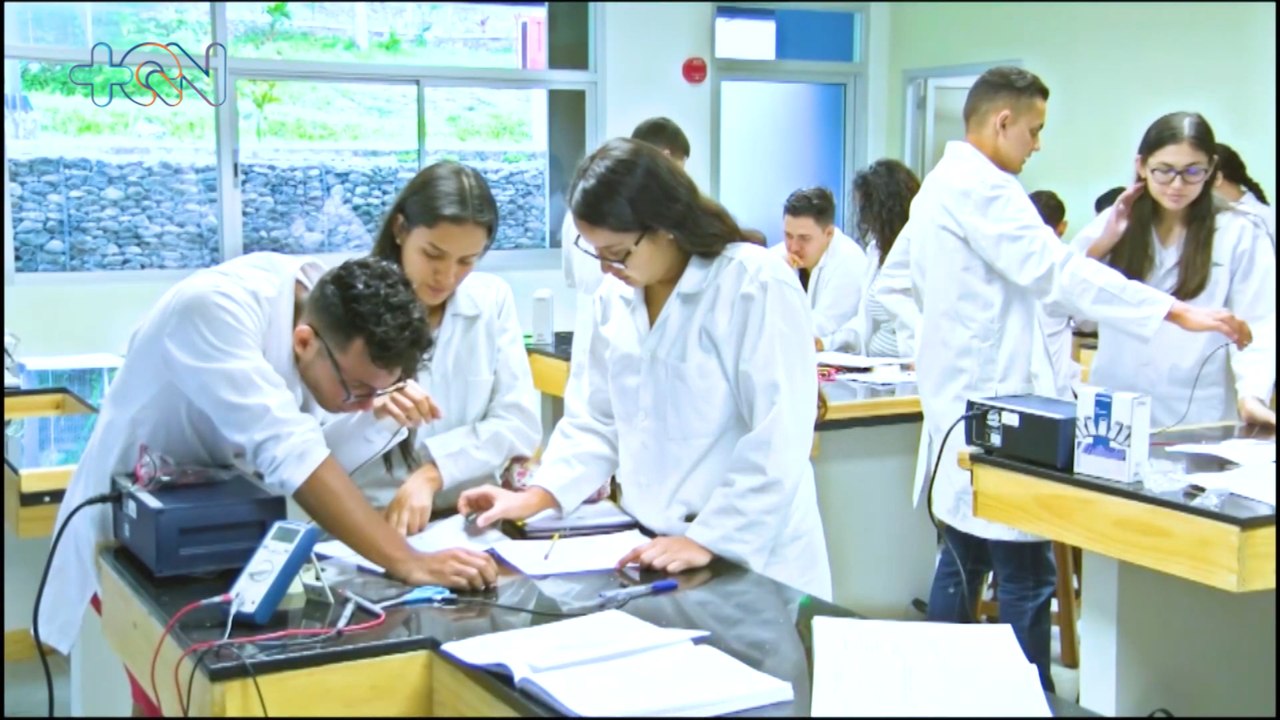 mqn-l TEC ha graduado a más de 28 mil profesionales -010322