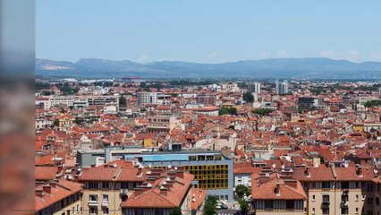 After A Month of Prep, This 300kg Man Trapped in His Apartment Will Be Evacuated