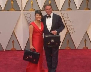 Oscar accountants get reprieve after best picture blunder