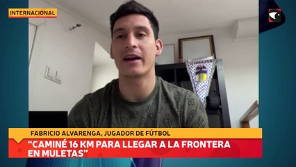 "Caminé 16 km para llegar a la frontera en muletas"