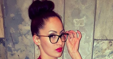 When a Homeless Man Asked Her for Money, She Responded in an Unexpected Way