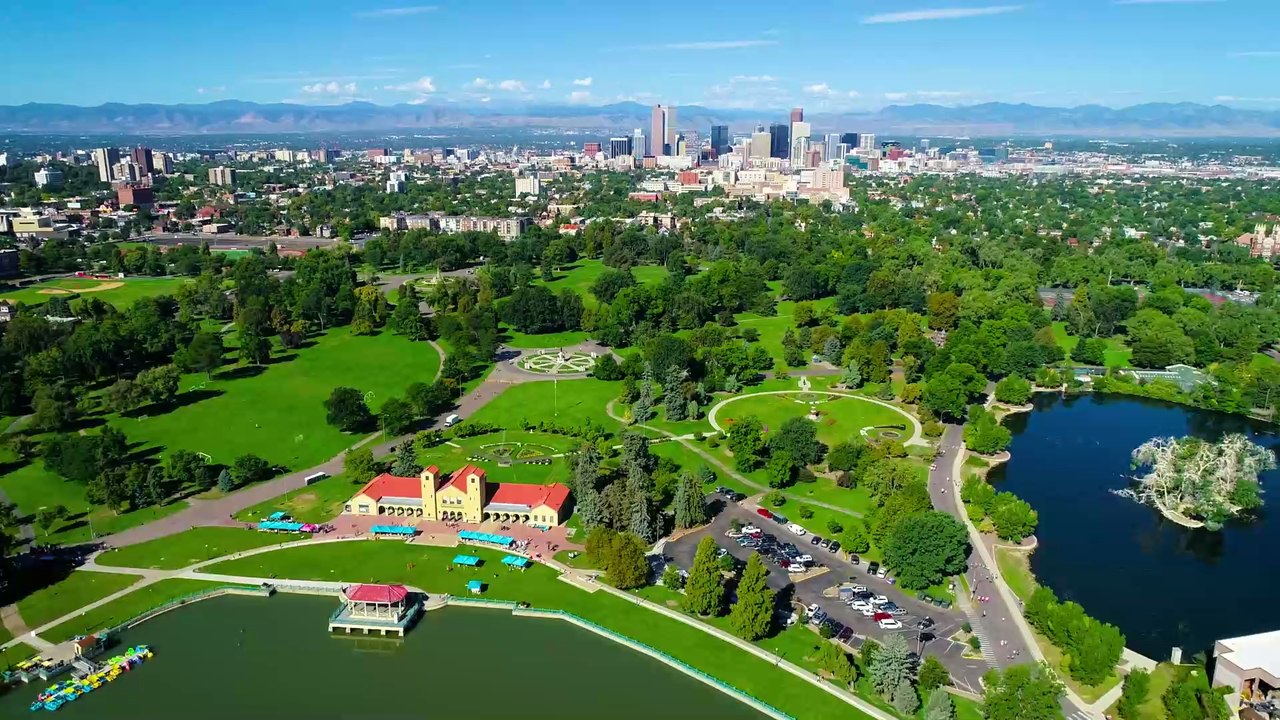 Kamera soll Eindringling im Garten entlarven: Dann traut die Familie ihren Augen nicht