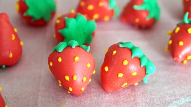 【かわいいメレンゲクッキー】いちごの作り方/フルーツ【Cute Meringue Cookie Recipe】strawberries/Fruit