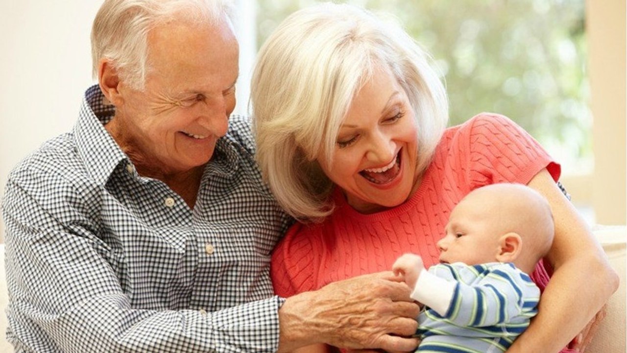 Laut Studie sollen Großeltern schlecht für die Gesundheit von Kindern sein