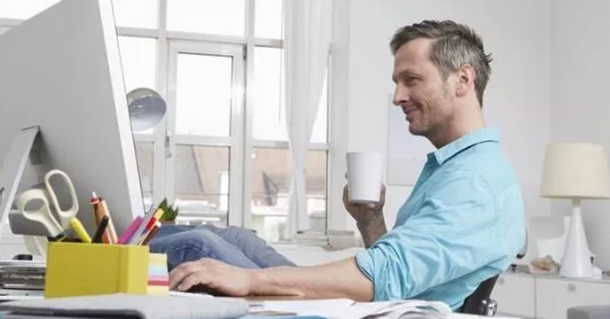 Karriere: Darum verdienen Männer mit einsilbigen Namen 8% mehr als andere Menschen