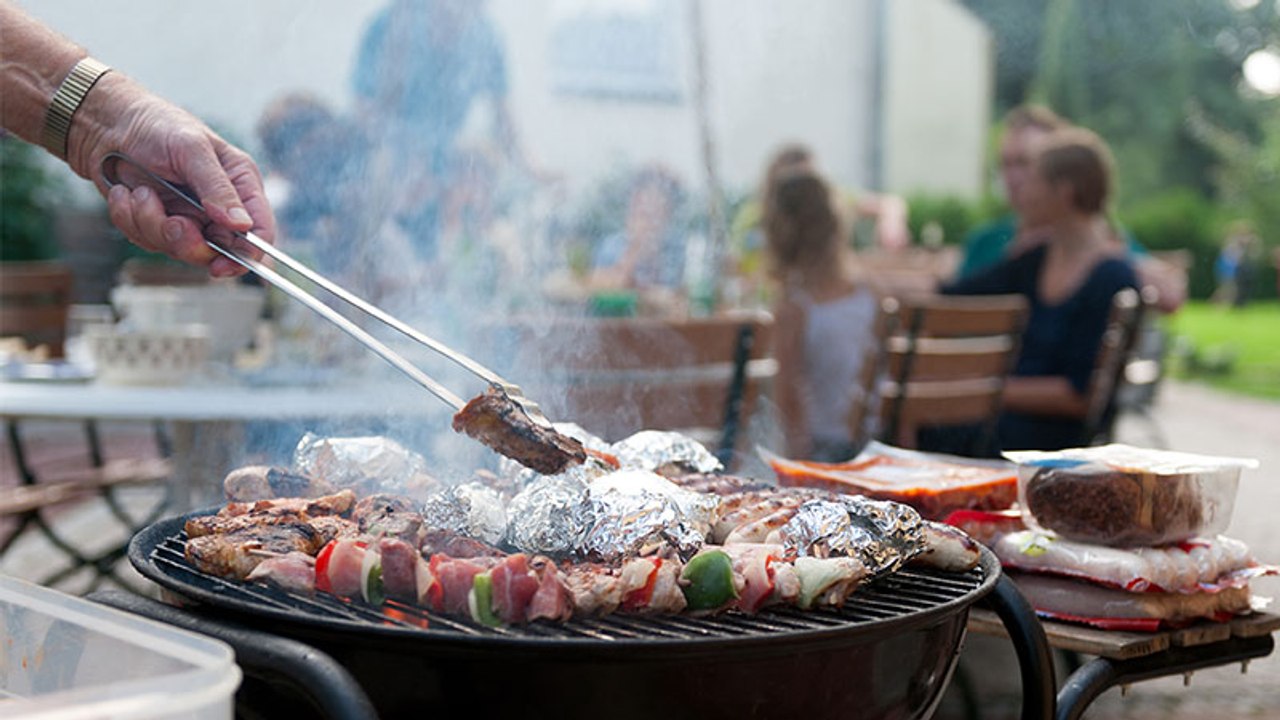 Grill-Saison: Wenn du das auf den Grill legst, förderst du Alzheimer