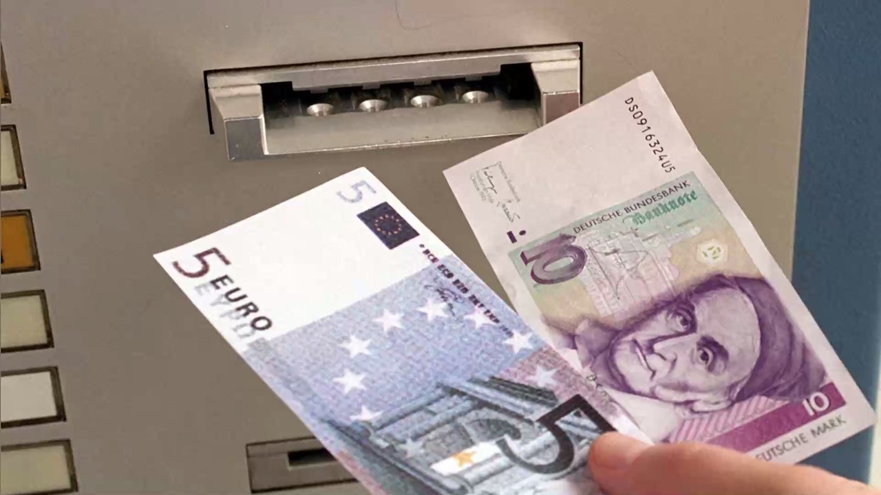 Du bekommst 500 Euro, wenn du ein bestimmtes Euro-Starterkit von 2002 noch hast