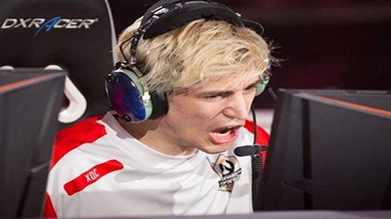 Minecraft : Le streamer xQc devient complètement fou à la mort de son chien en plein live