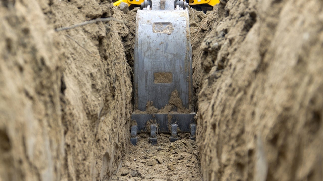 Bei Abriss: Plötzlich machen die Bauarbeiter einen unglaublichen Fund!