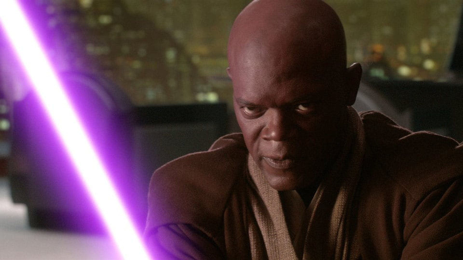 Star Wars : pourquoi Mace Windu est le seul Jedi avec un sabre laser violet  ? - Vidéo Dailymotion