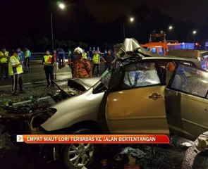 Empat maut lori terbabas ke jalan bertentangan