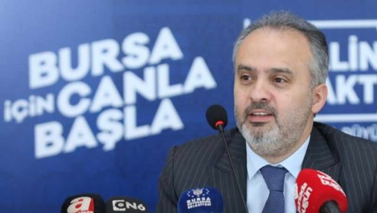 Bursa Büyükşehir Belediyesi üniversite öğrencilerine aylık 500 TL burs verecek