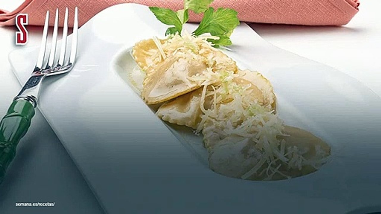 Vídeo Receta: Raviolis de apio, queso y nuez