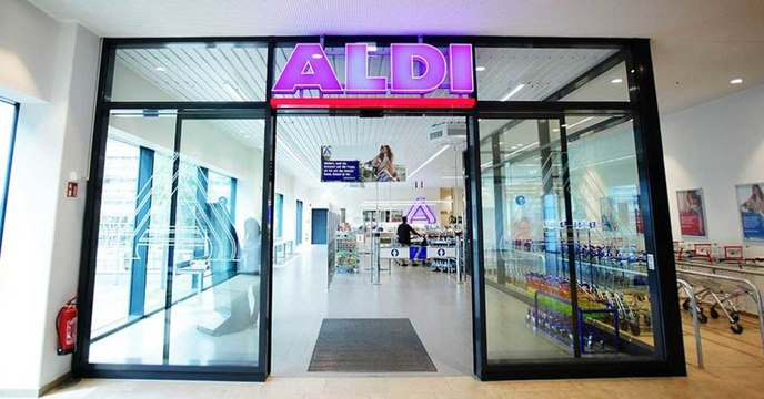 Insider erklärt: Darum gibt es den Teppich am Supermarkteingang