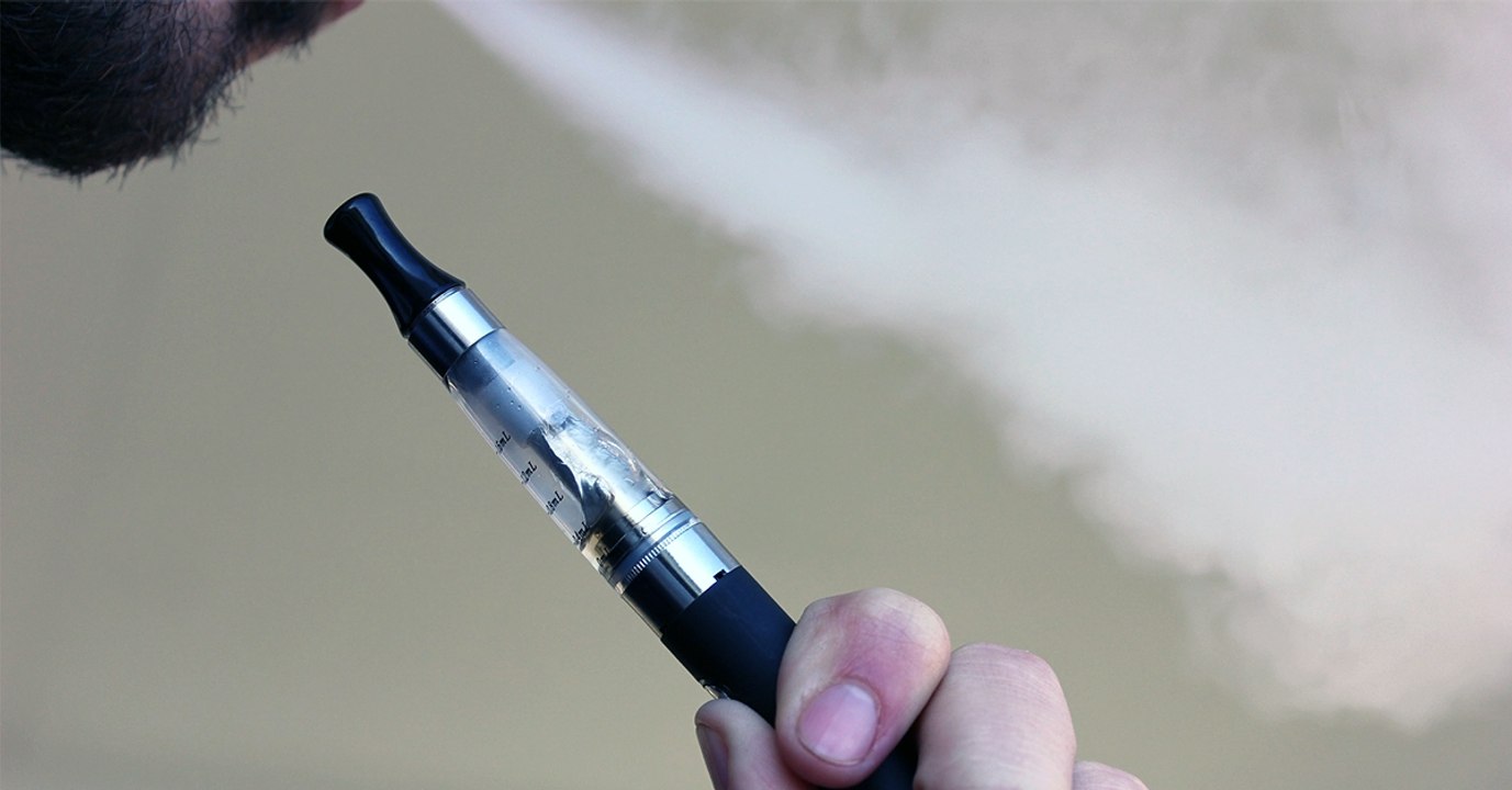 95% unschädlicher als normaler Tabakkonsum: So 'gesund' ist die E-Zigarette wirklich