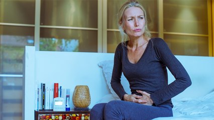 Rettung holt Frau wegen starker Bauchschmerzen, dann macht ein Schrei sie überglücklich