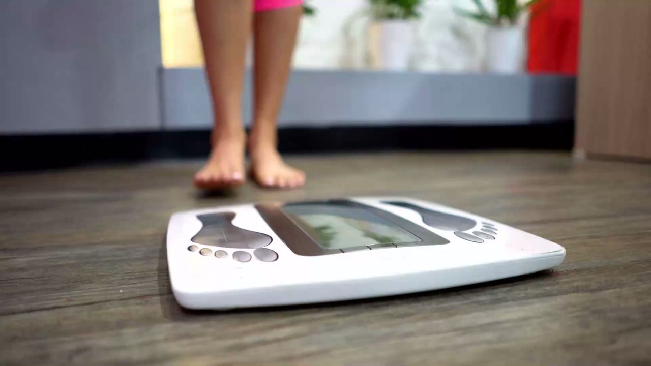 BMI: Körpermasseindex berechnen und gesundes Idealgewicht erreichen