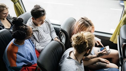 Tierischer Schwarzfahrer jagt Fahrgästen unheimliche Angst ein