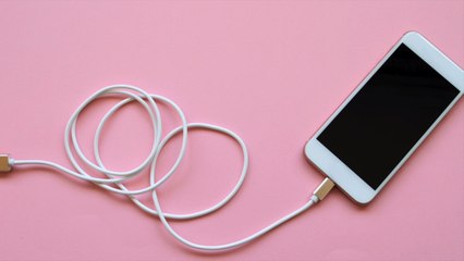 Here's Why You Should Never Borrow Phone Chargers From Strangers