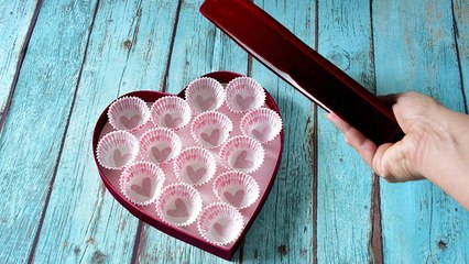 Stichprobenartige Kontrolle: Zollbeamte sind perplex, als sie das in einer Pralinenschachtel entdecken