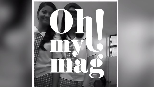 Sie machen ein Selfie auf dem Schulklo, doch sie übersehen ein gruseliges Detail