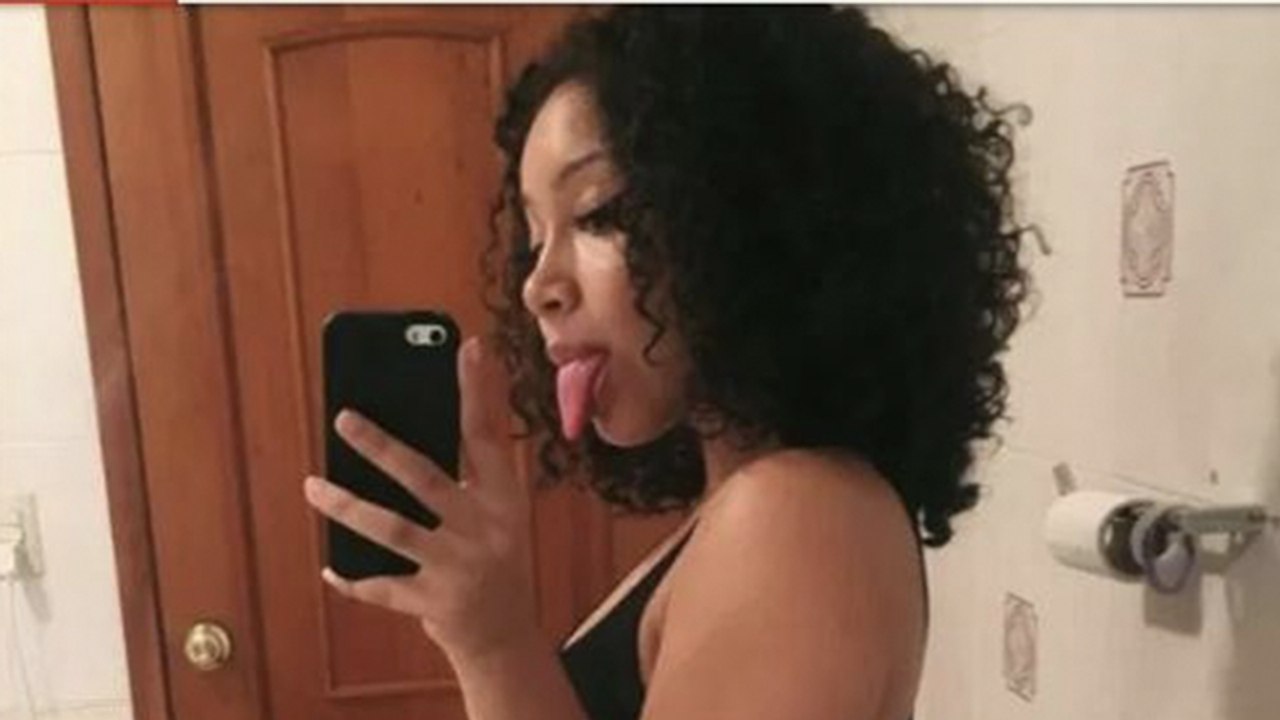 Provokantes Selfie im Badezimmer sorgt für unerwartete Reaktionen