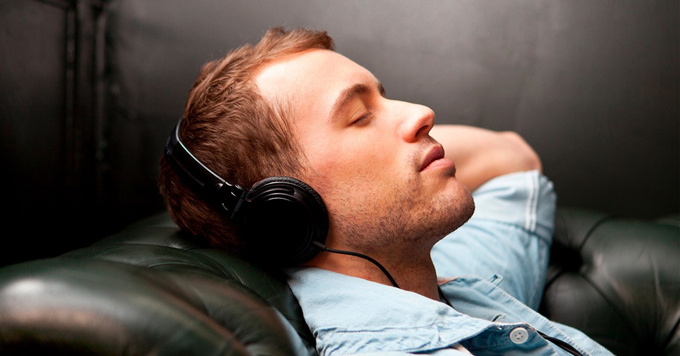 Schlaf mit "rosa Rauschen“ hat Auswirkungen aufs Gehirn