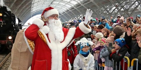 Psycholog:innen wollen ihn verbieten: Der Weihnachtsmann schadet Kindern