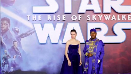 Star Wars 9 : le roman officiel confirme que le Palpatine du film est en réalité un clone