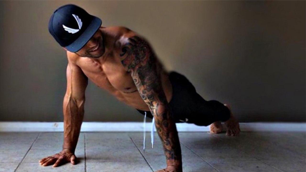 Hindu-Liegestütze oder Dands: Die richtige Haltung und Ausführung