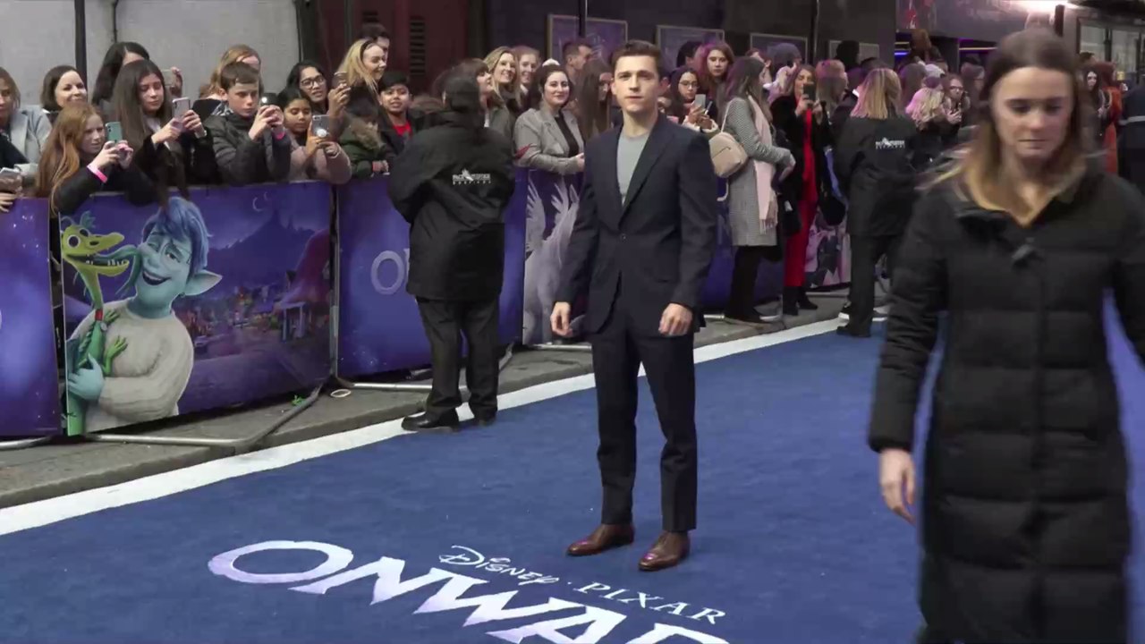 Spider-Man 3 : Tom Holland tease un "scénario de malade" et un début de tournage cet été