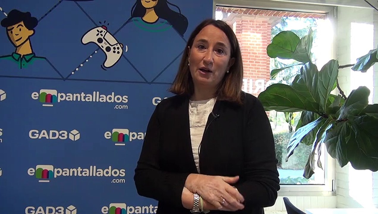 Adolescentes aburridos: abuso del móvil